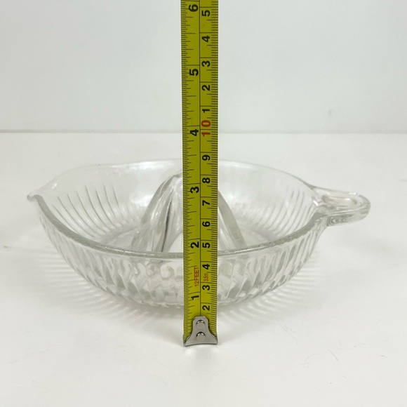 Vintage Hand Citrus Juicer Reamer Heavy Ribbed Clear Glass with Tab Handle - Picture 7 of 11